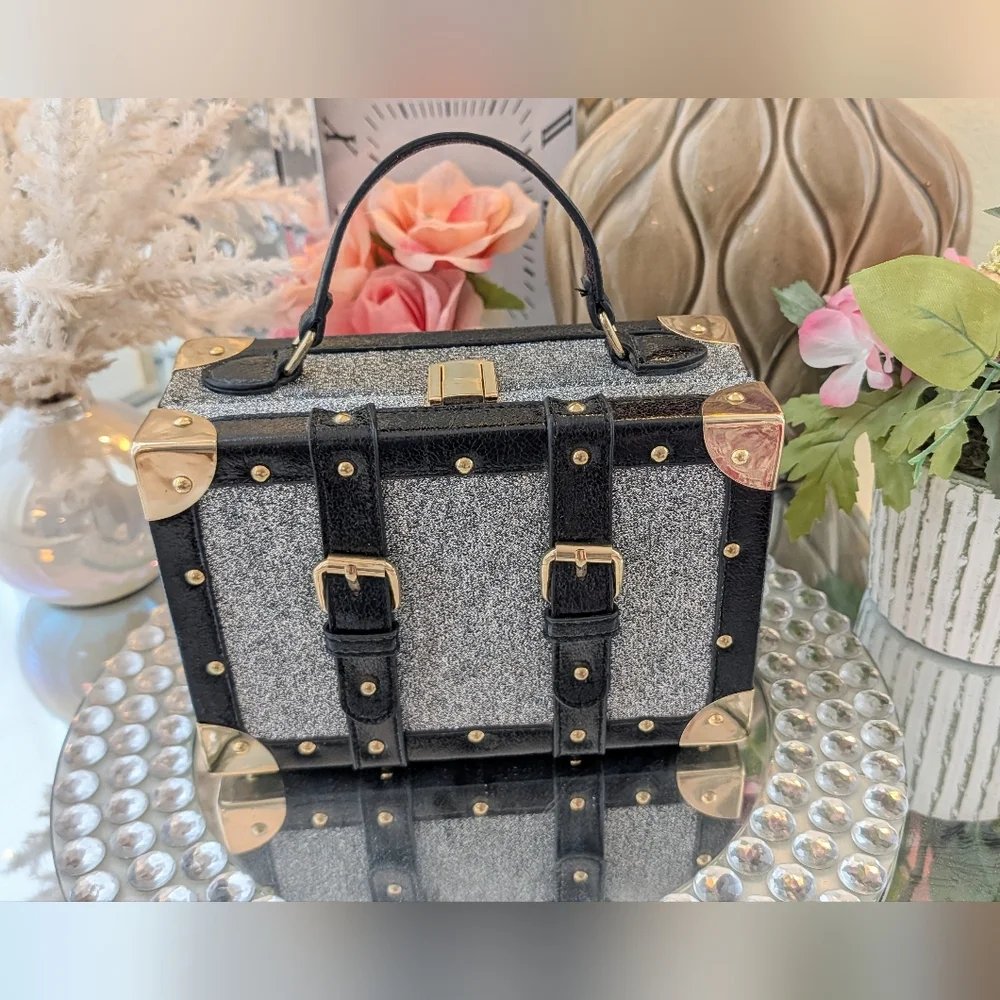 Stylish Black & Gray Trunk-Style Top-Handle Bag - Picture 15 of 16